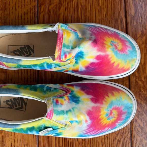 Vans tie-dyed multi-colored slip-on shoes. Women's 8.5, Men's 7. - Picture 1 of 8
